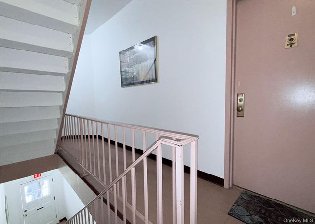 142 W Boston Post Road 2-A, Mamaroneck, NY 10543