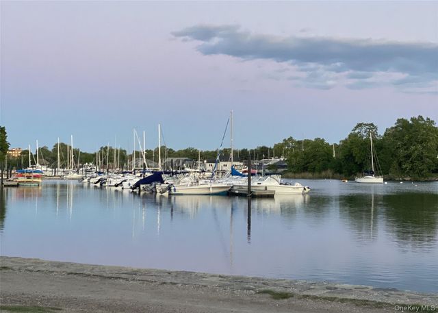 142 W Boston Post Road 2-A, Mamaroneck, NY 10543