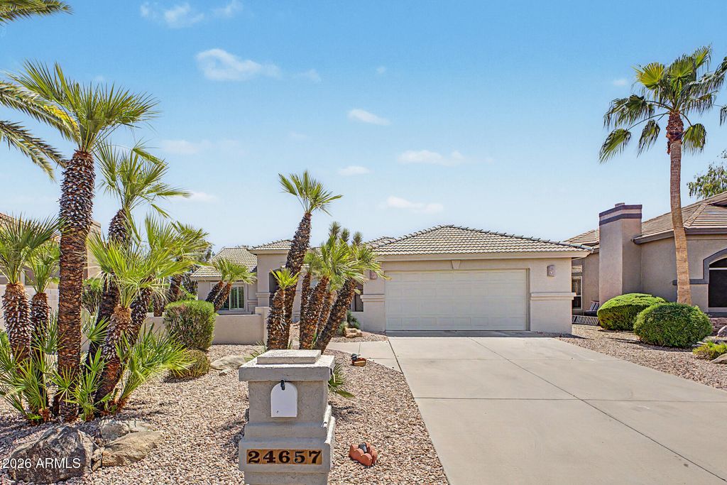 24657 S DESERT TRAIL Drive, Sun Lakes, AZ 85248 — photo 2