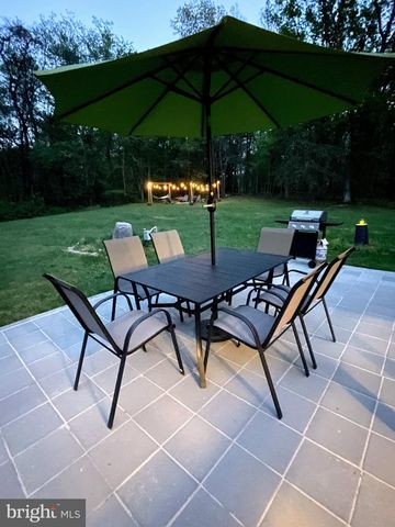 1904 JOHN MOSBY HWY, Boyce, VA 22620
