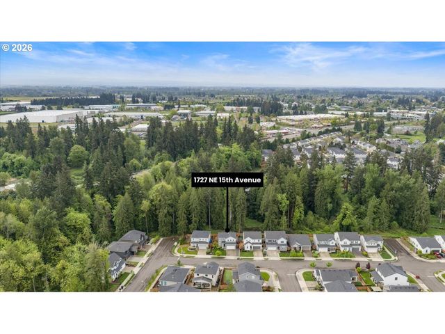 1727 Ne 15TH Ave, Canby, OR 97013