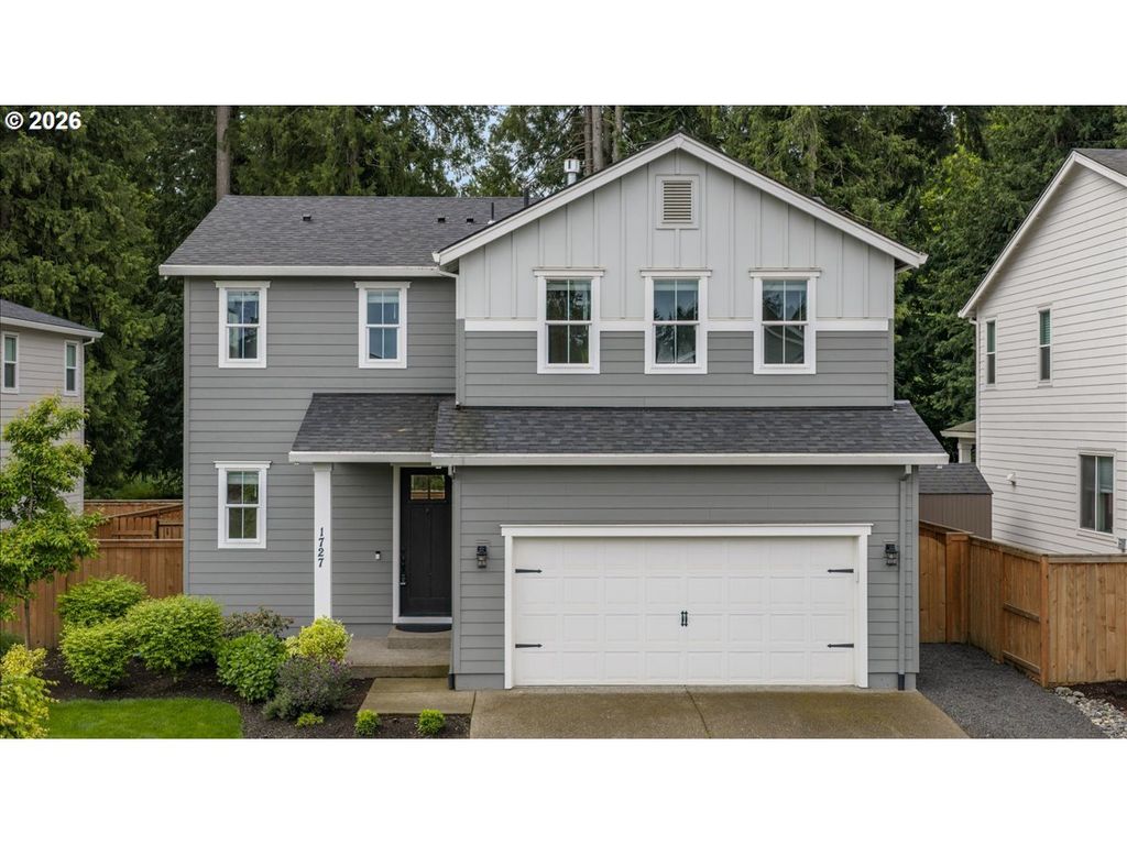 1727 Ne 15TH Ave, Canby, OR 97013