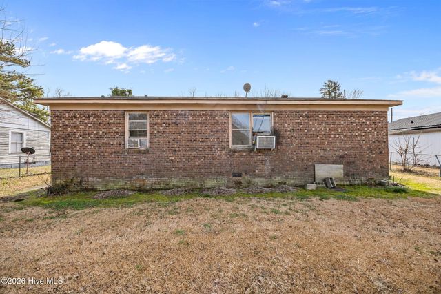 4396 West Hines Street, Farmville, NC 27828