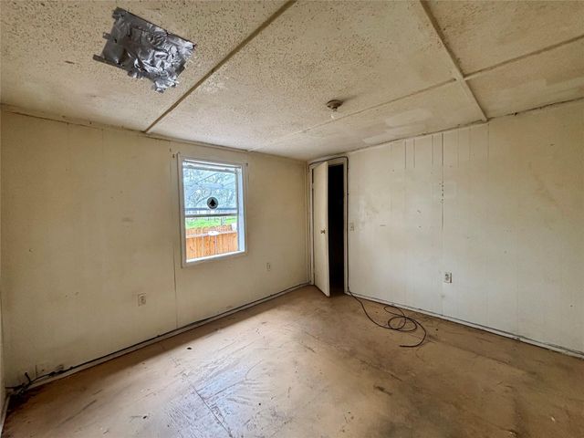 306 Oak Street, Brazoria, TX 77422