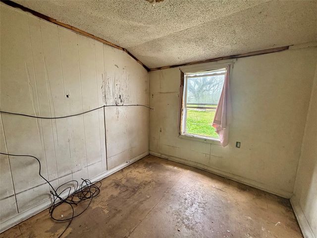 306 Oak Street, Brazoria, TX 77422