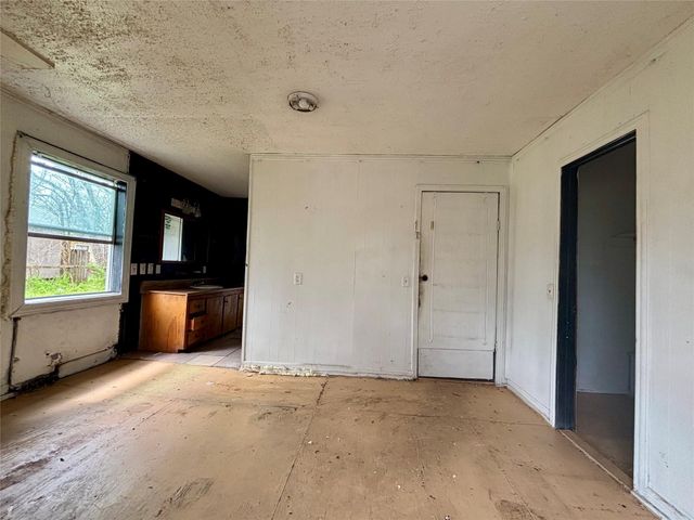 306 Oak Street, Brazoria, TX 77422