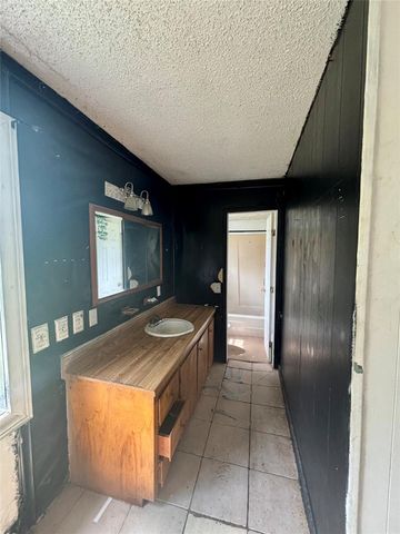 306 Oak Street, Brazoria, TX 77422