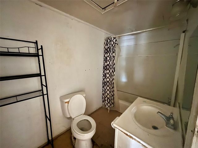306 Oak Street, Brazoria, TX 77422
