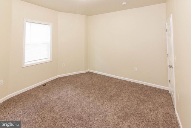 3923 FAIRVIEW AVE, Baltimore, MD 21216