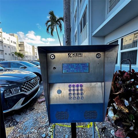 215 SE 3rd Ave 203A, Hallandale Beach, FL 33009