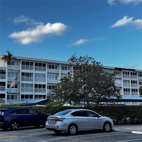 215 SE 3rd Ave 203A, Hallandale Beach, FL 33009