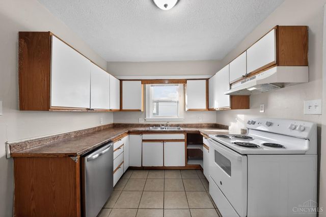 6623 Betts Avenue, North College Hill, OH 45239