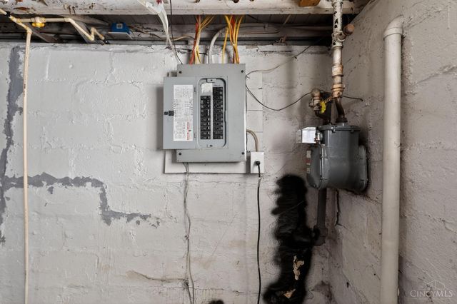 6623 Betts Avenue, North College Hill, OH 45239