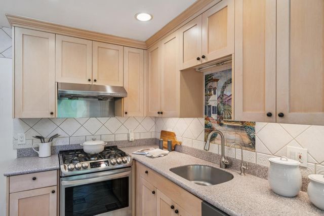 1244 Rose Avenue, Mountain View, CA 94040