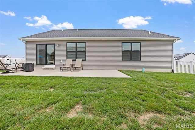 7108 Savannah Drive, Glen Carbon, IL 62034