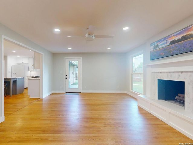 126 BREES BLVD, San Antonio, TX 78209
