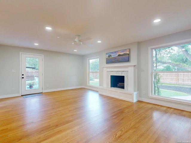 126 BREES BLVD, San Antonio, TX 78209