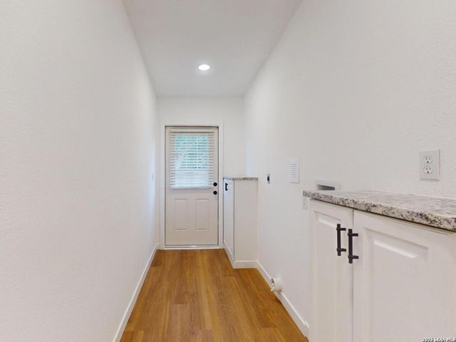 126 BREES BLVD, San Antonio, TX 78209