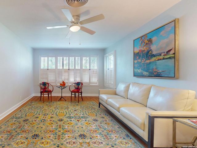 126 BREES BLVD, San Antonio, TX 78209
