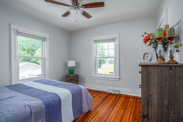 2124 Highland Avenue, Davenport, IA 52803