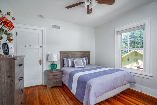 2124 Highland Avenue, Davenport, IA 52803