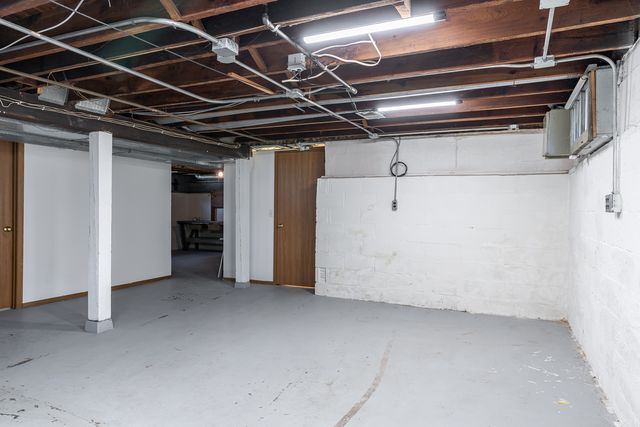 2124 Highland Avenue, Davenport, IA 52803