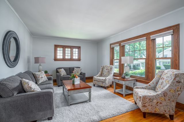 2124 Highland Avenue, Davenport, IA 52803