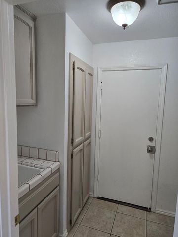 1415 E Portland Avenue, Fresno, CA 93720