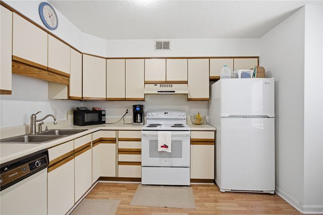 204 Safe Harbor Circle, Salem, SC 29676