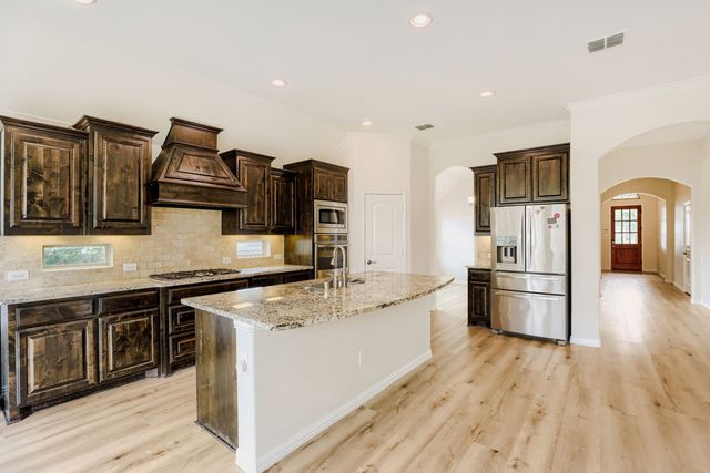 705 Nesbit Court, Plano, TX 75074