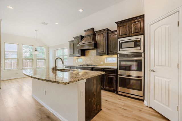 705 Nesbit Court, Plano, TX 75074