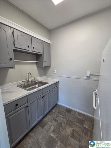 926 West Walnut Street 8, Allentown City, PA 18102