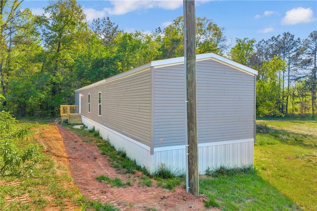 139 Nectarine Circle, Walhalla, SC 29691