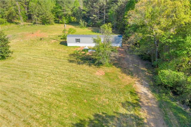 139 Nectarine Circle, Walhalla, SC 29691