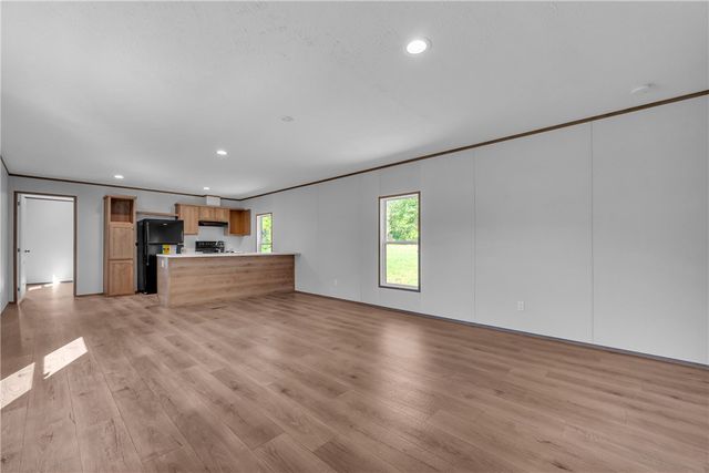 139 Nectarine Circle, Walhalla, SC 29691