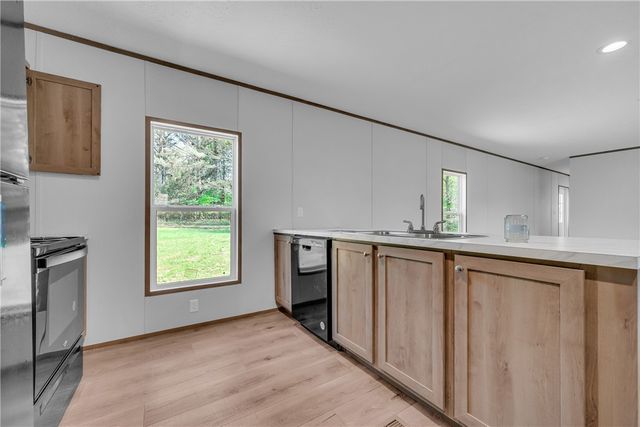 139 Nectarine Circle, Walhalla, SC 29691