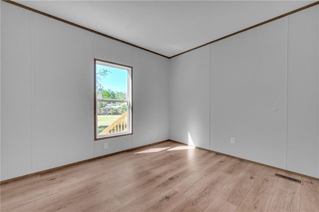 139 Nectarine Circle, Walhalla, SC 29691