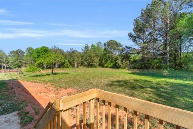 139 Nectarine Circle, Walhalla, SC 29691