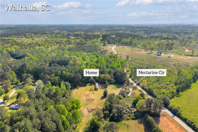 139 Nectarine Circle, Walhalla, SC 29691