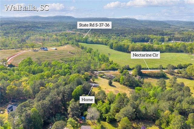 139 Nectarine Circle, Walhalla, SC 29691