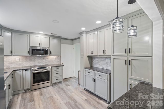 2309 Amity Avenue, Gastonia, NC 28054