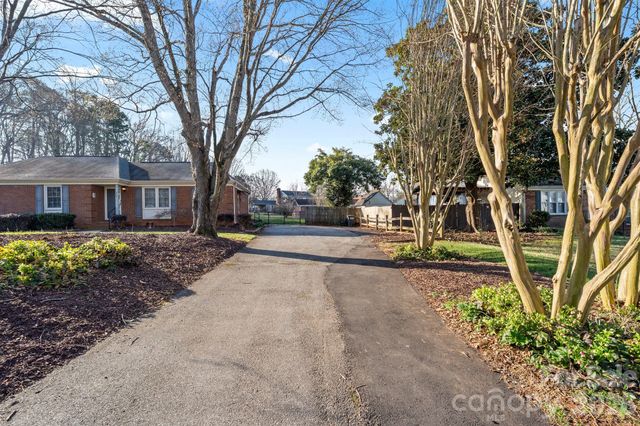 2309 Amity Avenue, Gastonia, NC 28054