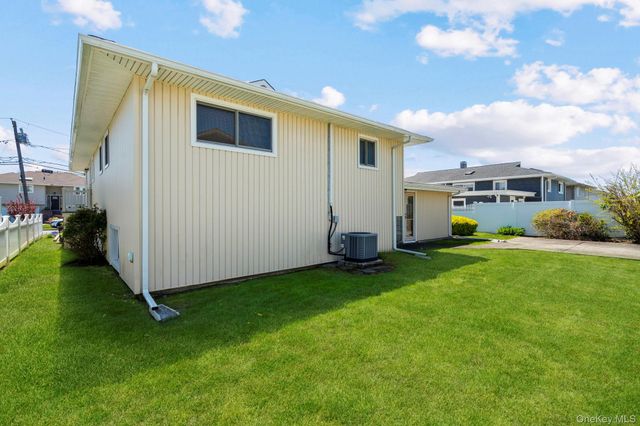 148 Harris Drive, Oceanside, NY 11572