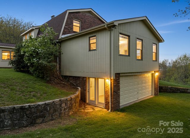 184 Buff Ridge Road, Boone, NC 28607