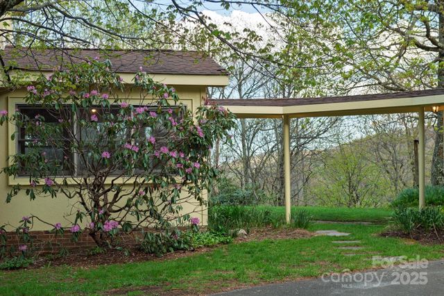184 Buff Ridge Road, Boone, NC 28607