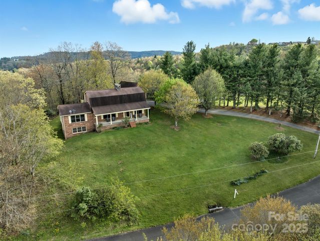 184 Buff Ridge Road, Boone, NC 28607
