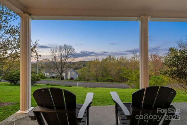 184 Buff Ridge Road, Boone, NC 28607