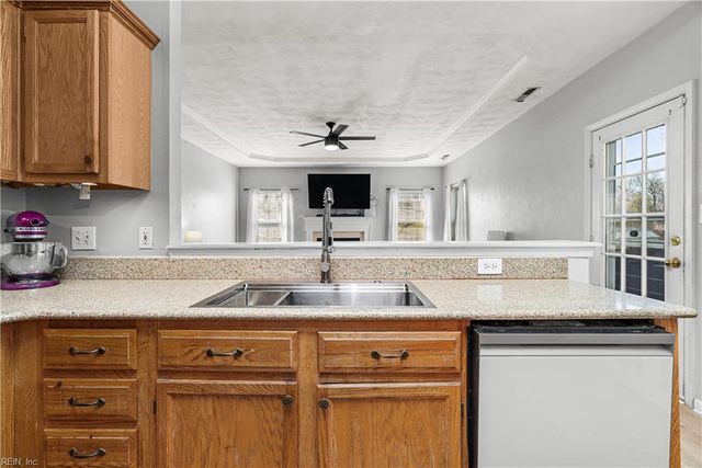 1108 Rockland CT, Chesapeake, VA 23322