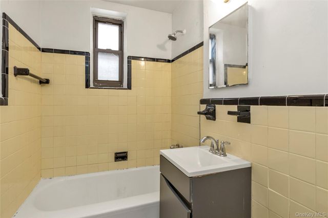 83-85 116th Street 1F, Richmond Hill, NY 11418