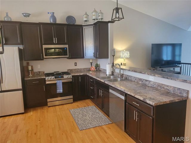 708 Bellingrath Gardens Court, Wentzville, MO 63385
